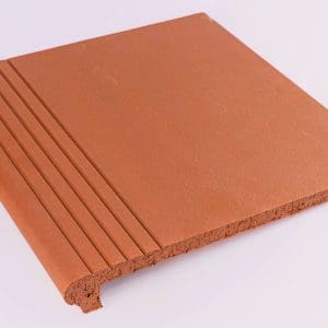 Terracotta_Burgundy_steptread_coping_Tile_Trends_NZ