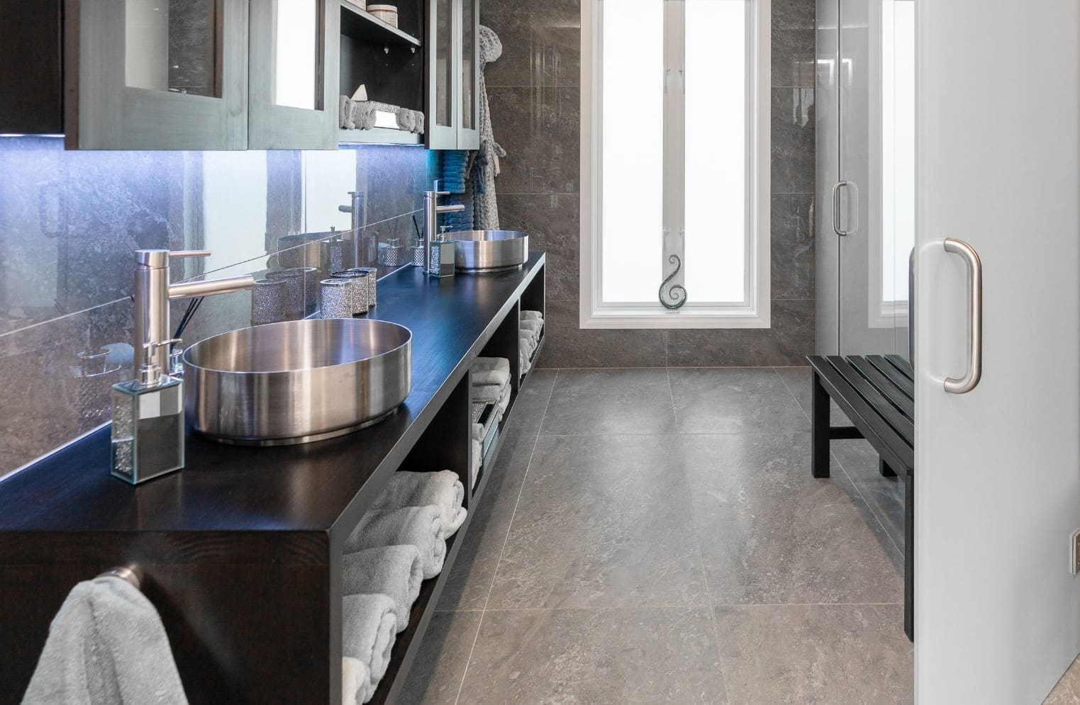 ADVANCE GREY POLISHED TILE 60X60cm