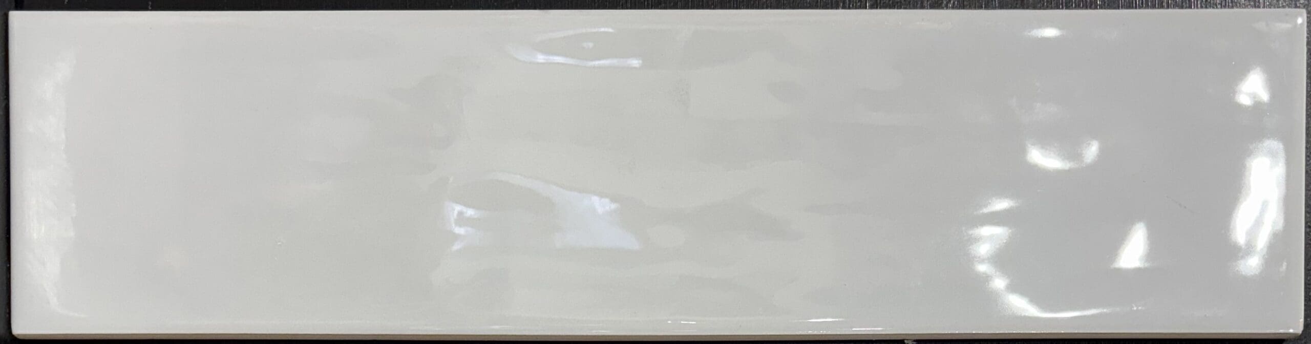 MAUI LIGHT GREY GLOSS WALL TILE 7.5X30cm