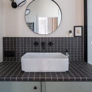 winckelmans_black_mosaic_tile_stackbond_2.3x5cm_tile_trends_nz
